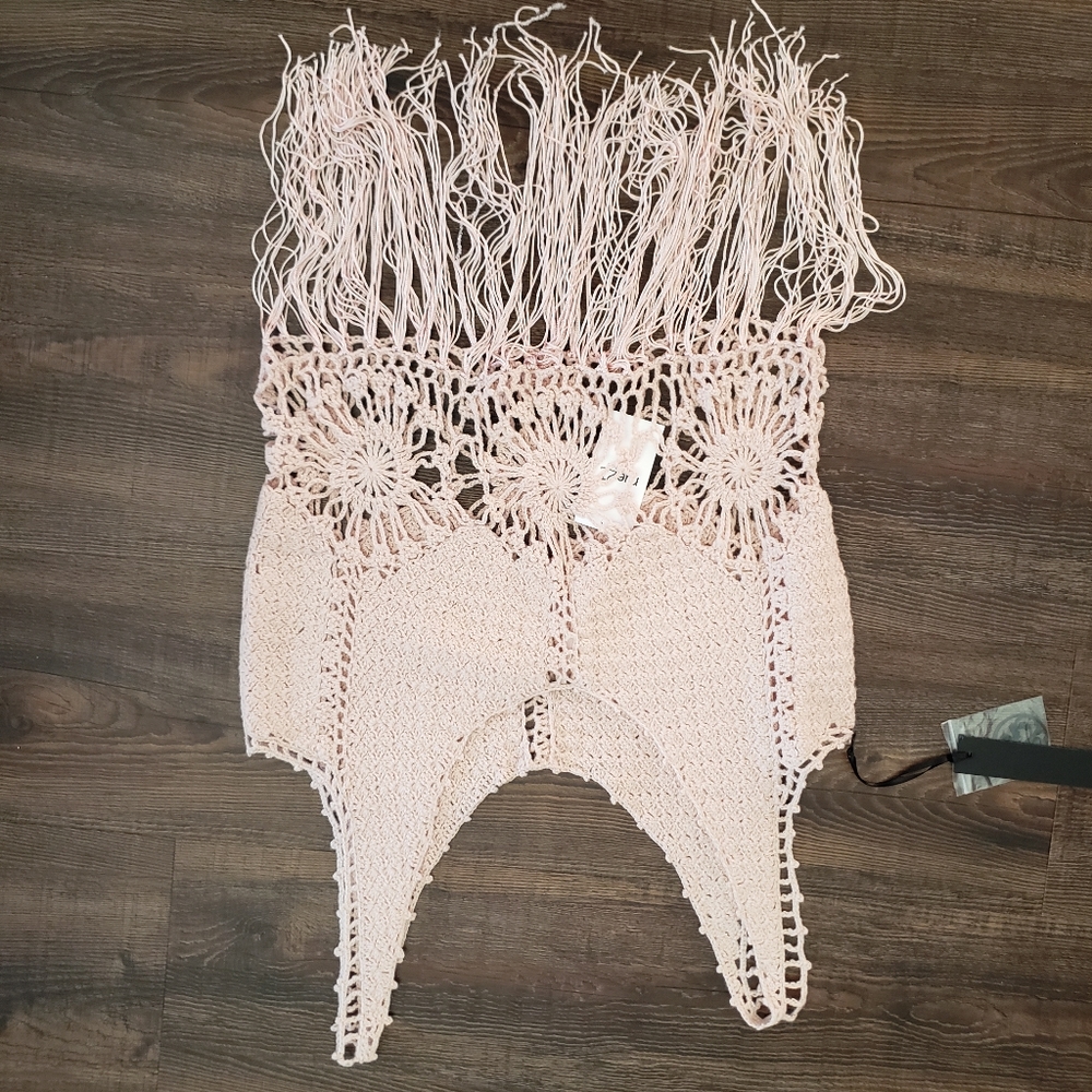 NWT sweater/fringe blush tank Size M